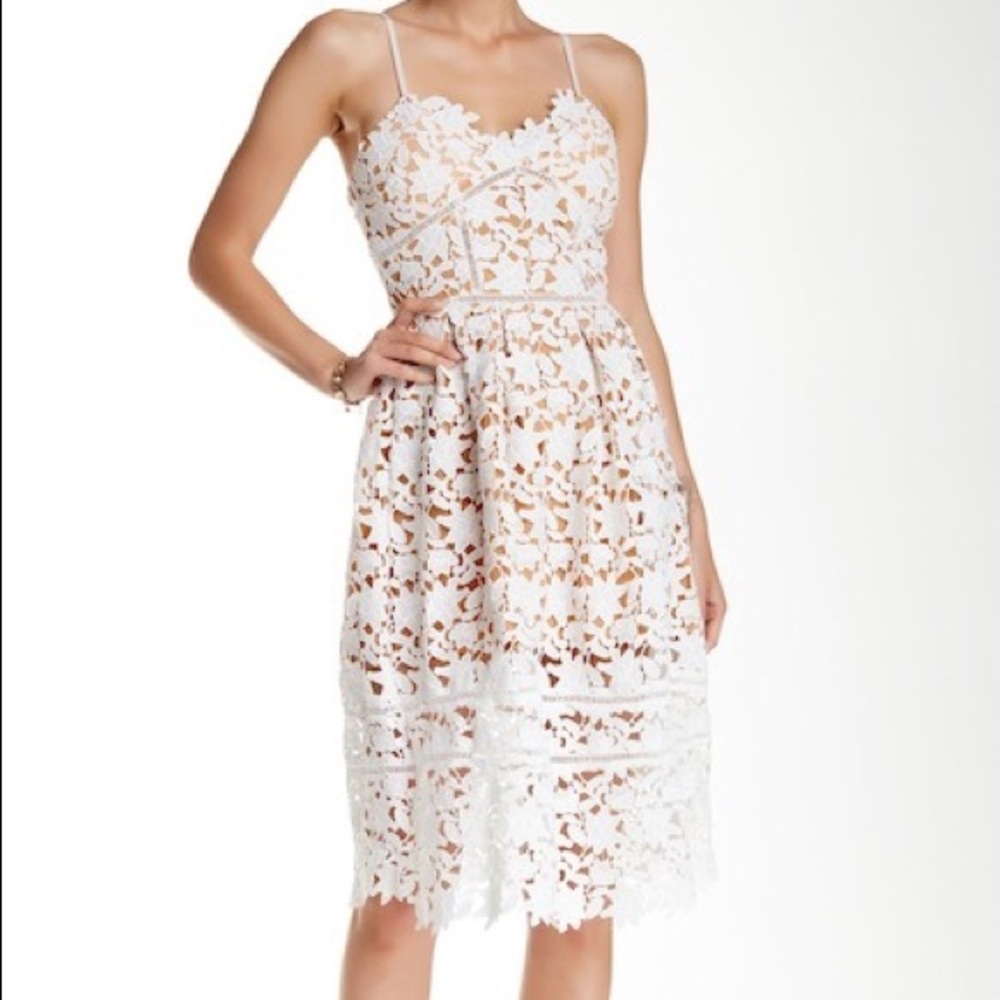 NWT Few Moda Lace Dress with Nude Lining